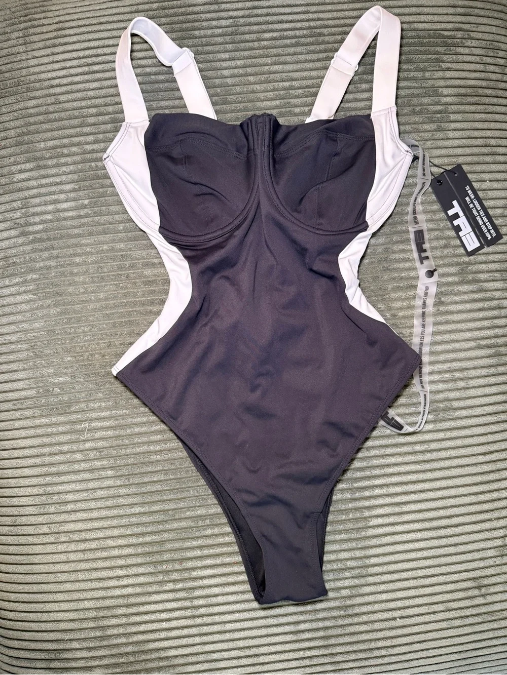 Ta3 size medium